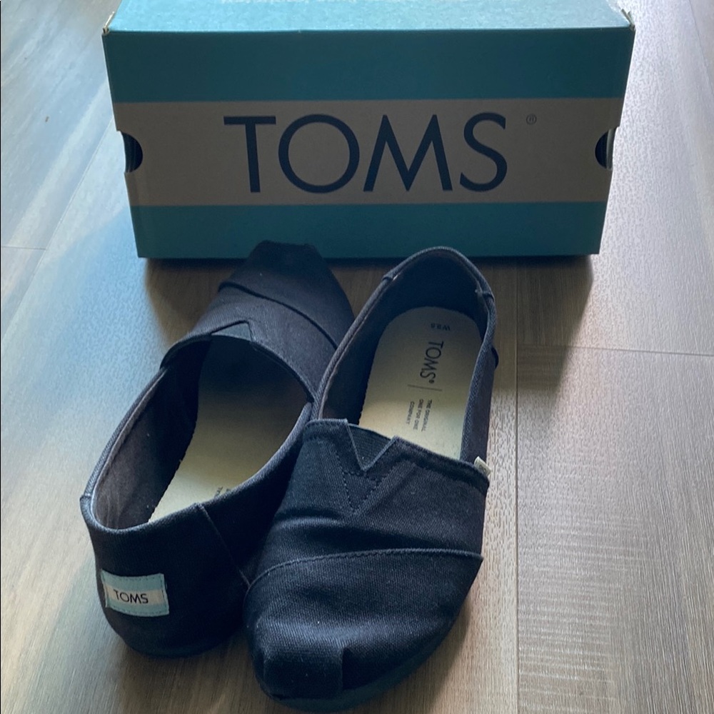 Black Toms
